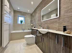 Photo 31- click for photo gallery